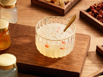 Ăn Chay Có Dùng Yến Sào? Giải Đáp Chi Tiết Cho Người Ăn Kiêng