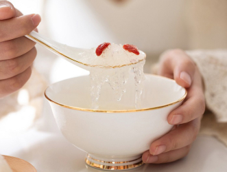 Yến Sào – Bí Quyết Bồi Bổ Sức Khỏe Cho Người Cao Tuổi