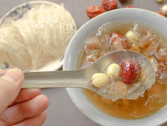 Mách bạn cách sử dụng yến chưng sẵn hiệu quả, hấp thu 100% dưỡng chất