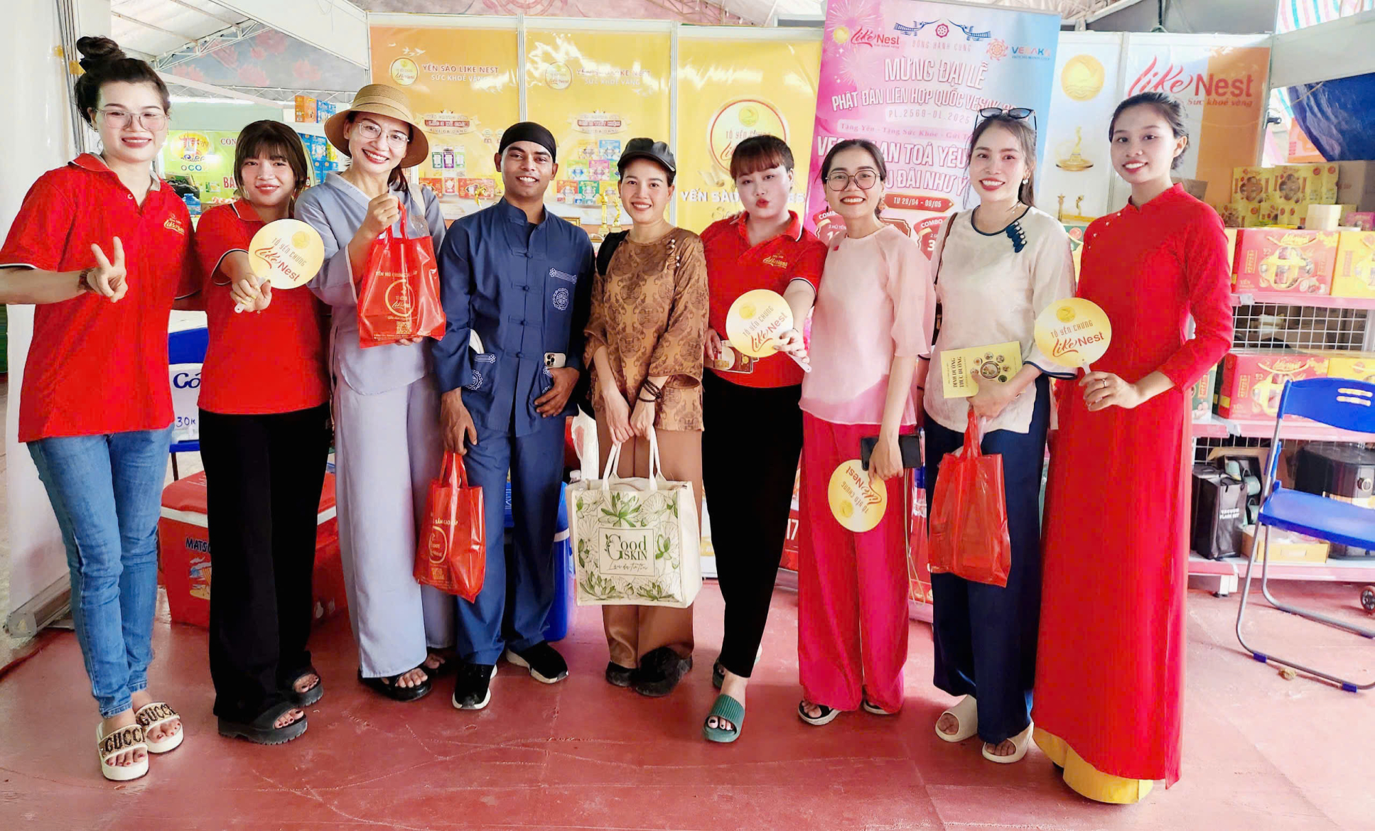 Yến Sào Like Nest – Gieo duyên lành cùng Vesak 2025
